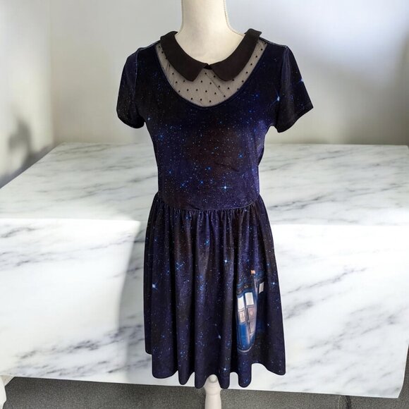 DOCTOR WHO Velvet BBC Galaxy Print Collared Dress Size Medium - Picture 1 of 9